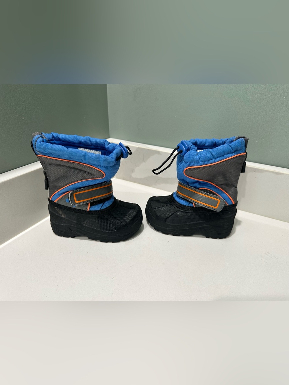 Target Circo Thermolite SNOW BOOTS - Toddler 5/6 Unisex Black/grey Blue